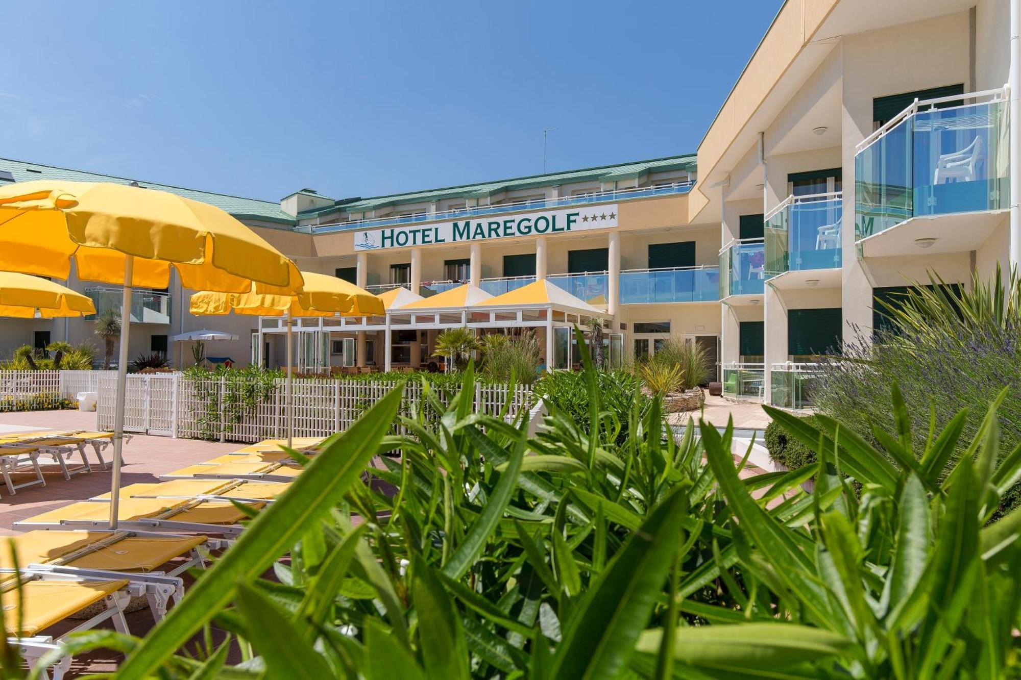 Hotel Maregolf Caorle Exteriör bild