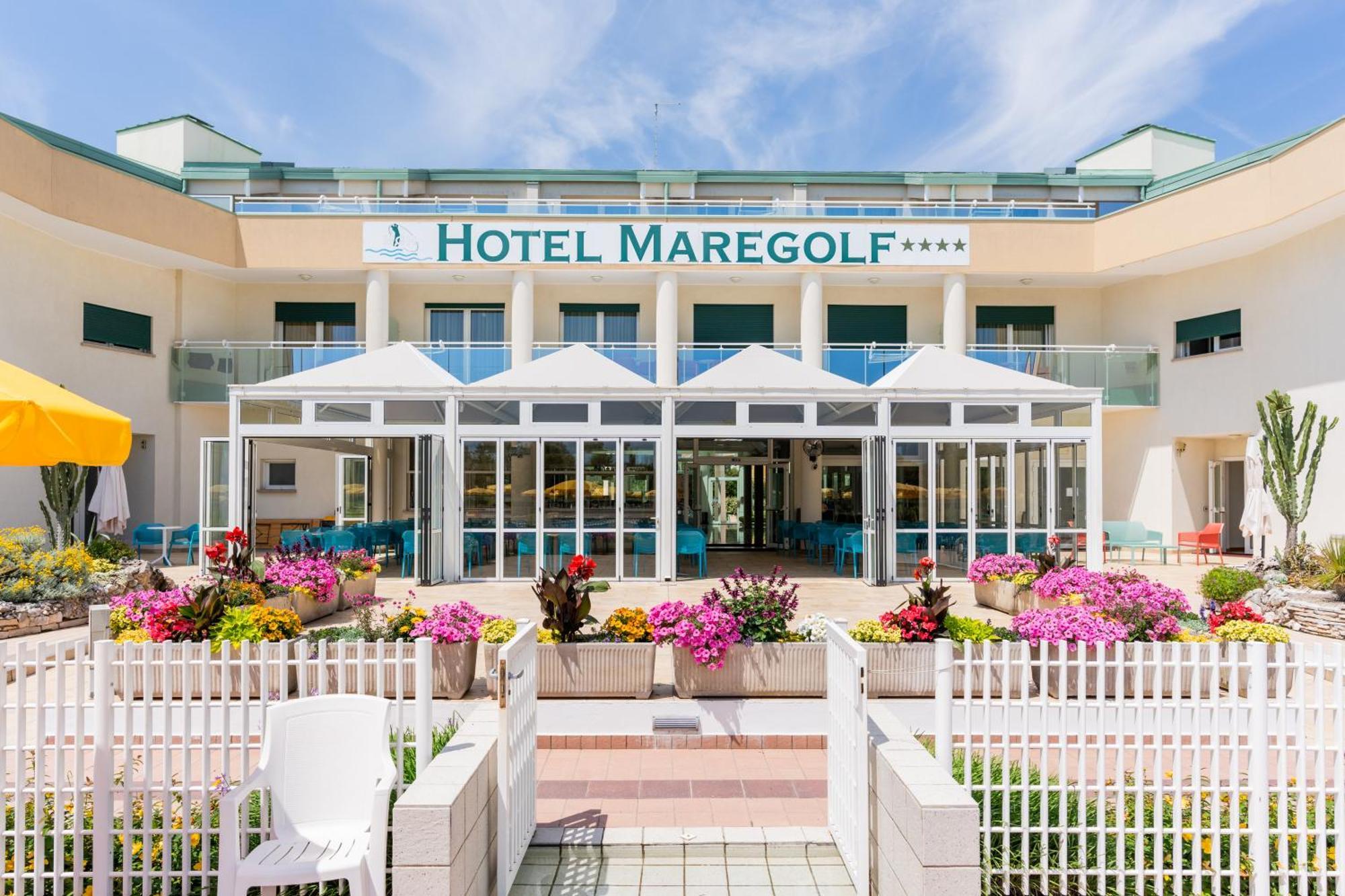 Hotel Maregolf Caorle Exteriör bild